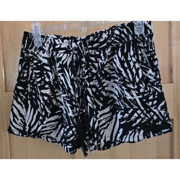 Aerie Womens Black & White Abstract Print Shorts S whimsygoth jungle print - Picture 1 of 4